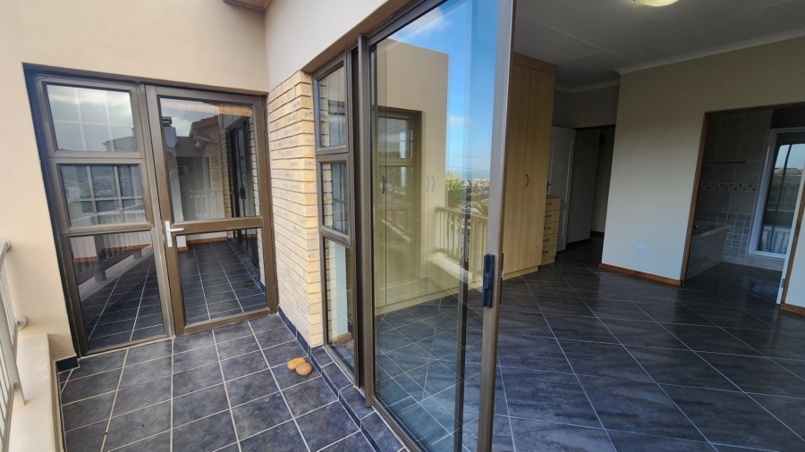 3 Bedroom Property for Sale in Seemeeu Park Western Cape